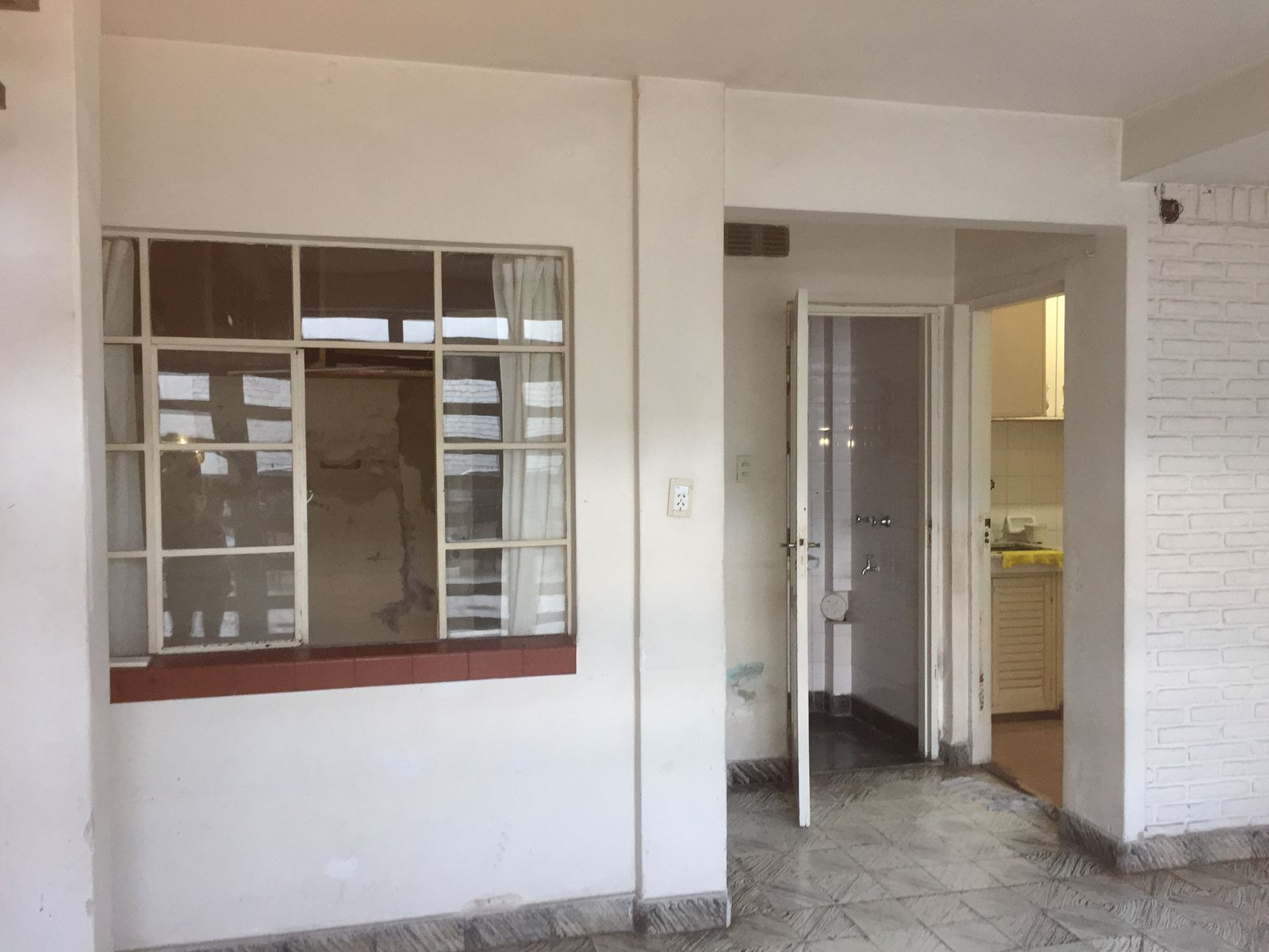Juan B. Justo 290, entre Almafuerte y Bolivar — foto 6