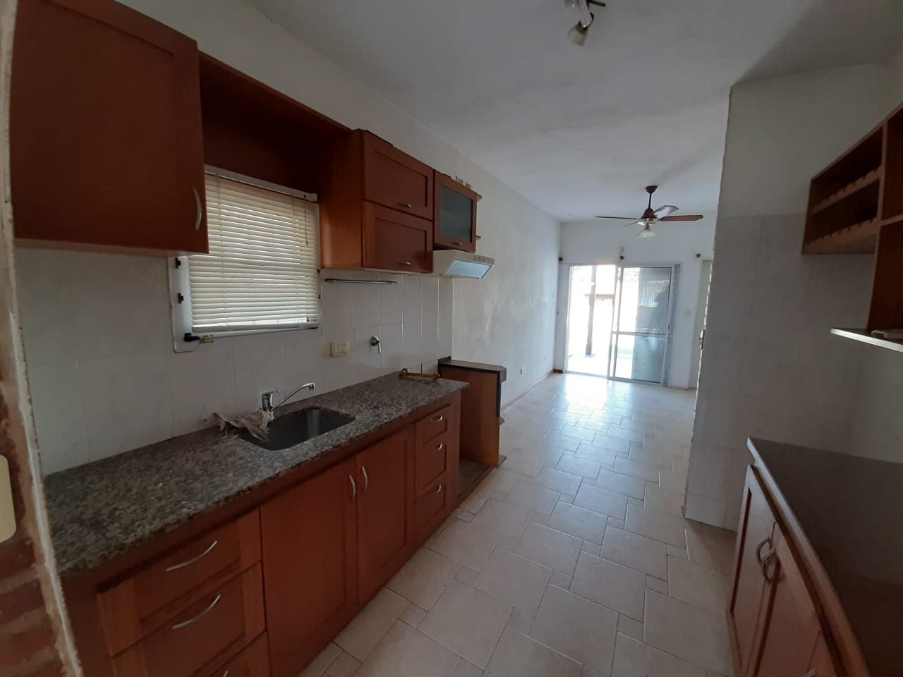 QUIROGA N° 512, CASA, ENTRE ROCA Y ALVEAR — foto 5