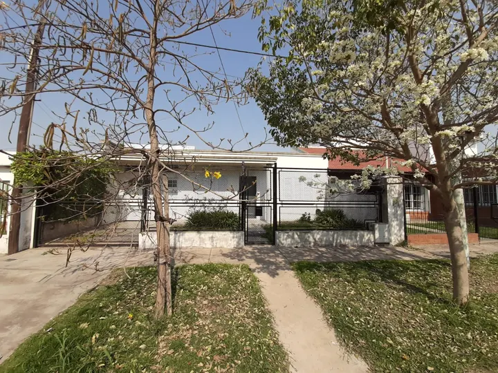 QUIROGA N° 512, CASA, ENTRE ROCA Y ALVEAR — foto 37