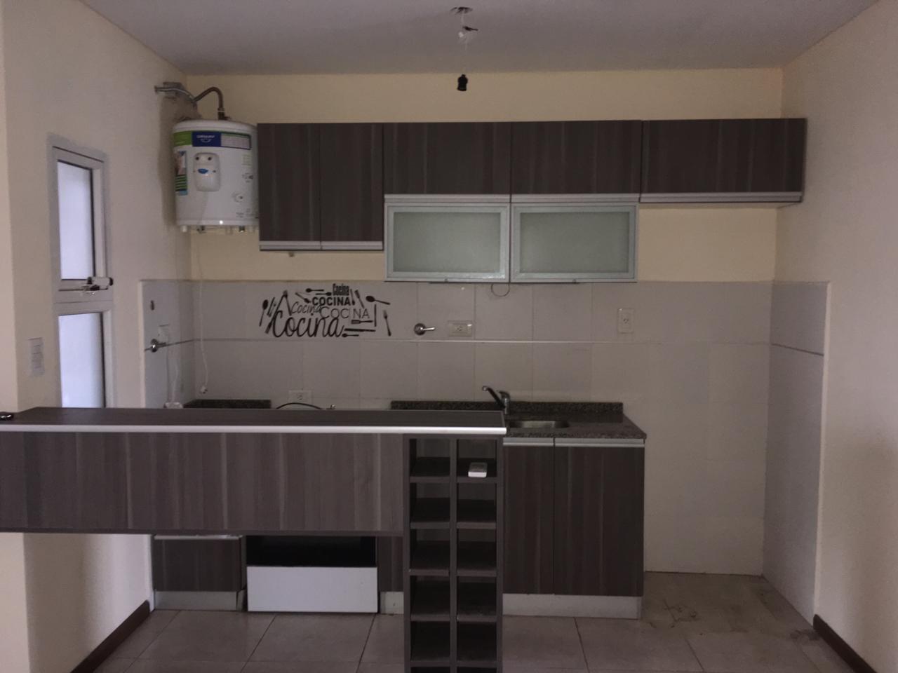 CHACABUCO 195, con cochera, esquina Leon Guruciaga — foto 113