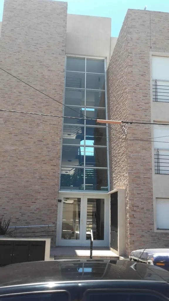 CHACABUCO 195, con cochera, esquina Leon Guruciaga — foto 59