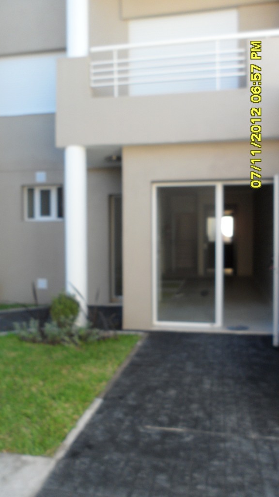 LAVALLE 117 PISO 2 DEPTO D, depto esquina Garibaldi — foto 4