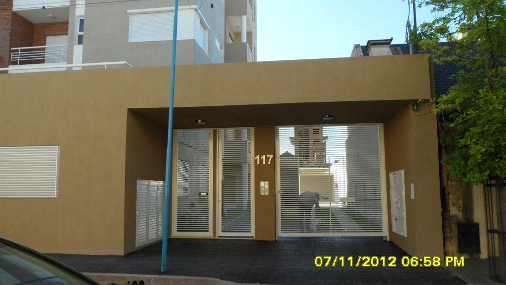 LAVALLE 117 PISO 2 DEPTO D, depto esquina Garibaldi — foto 2