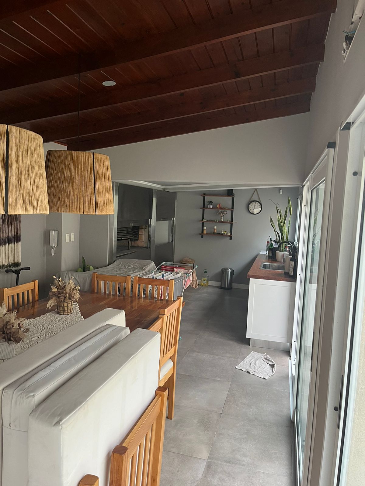 PELLEGRINI 386 - IMPECABLE ESTADO, CASA — foto 32