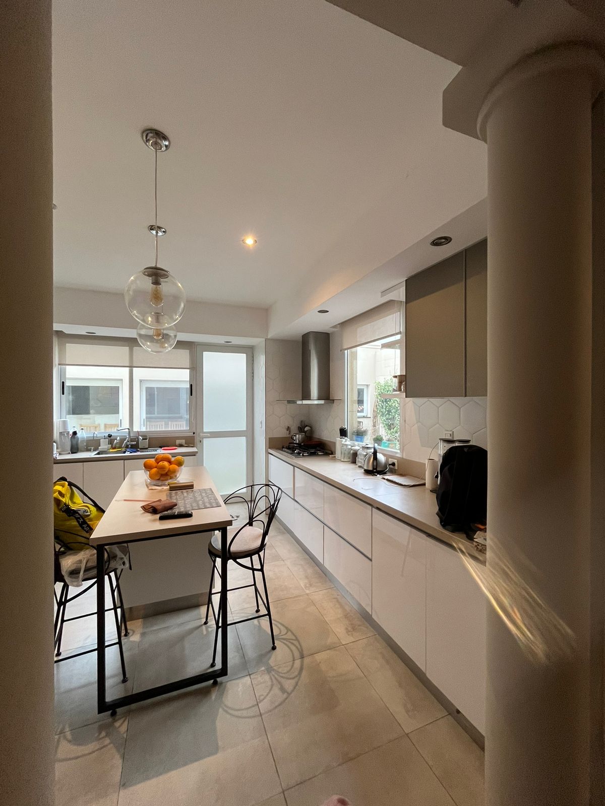 PELLEGRINI 386 - IMPECABLE ESTADO, CASA — foto 9
