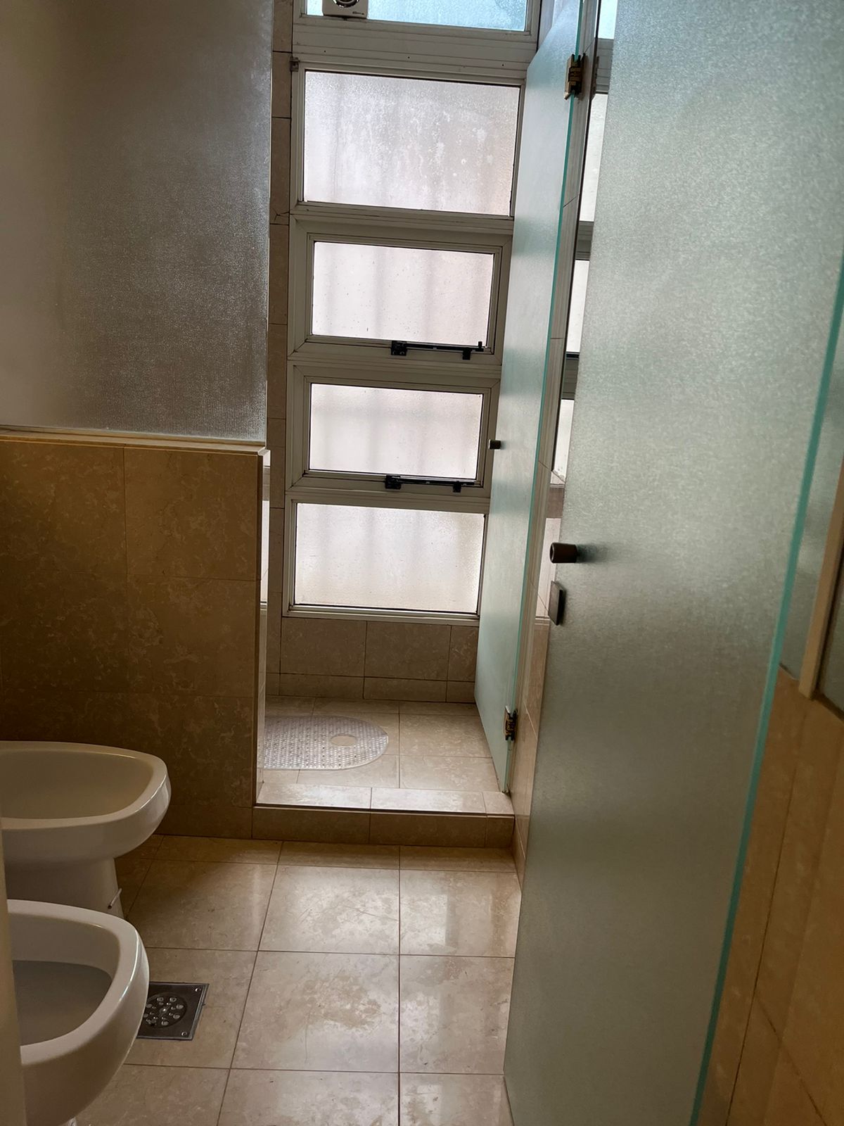 PELLEGRINI 386 - IMPECABLE ESTADO, CASA — foto 24