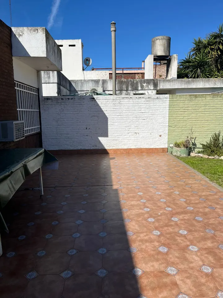 ALMAFUERTE 233, CASA, ENTRE J B JUSTO Y ESPAÑA — foto 8