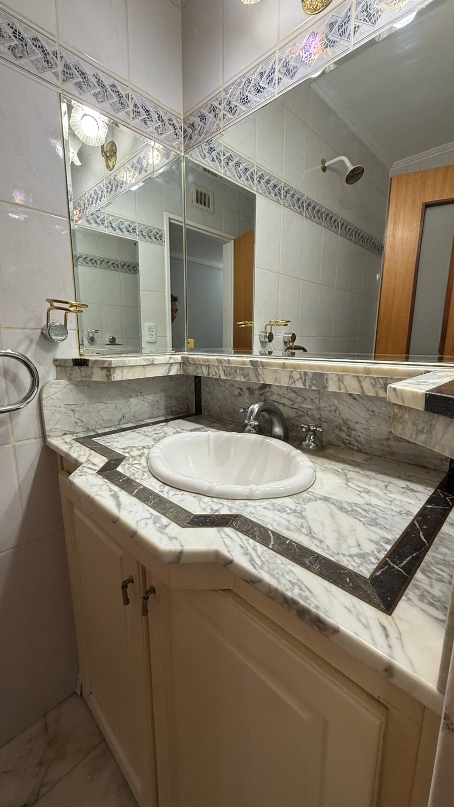 AMEGHINO N° 27 PISO 2 – CON COCHERA, SOLO USO VIVIENDA — foto 45