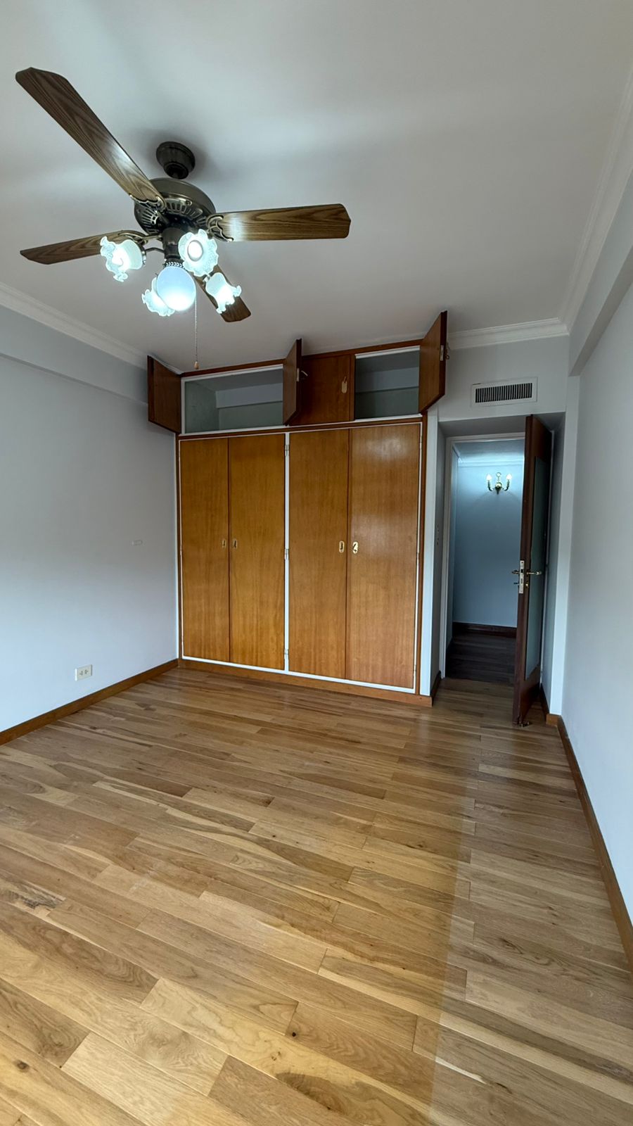 AMEGHINO N° 27 PISO 2 – CON COCHERA, SOLO USO VIVIENDA — foto 11