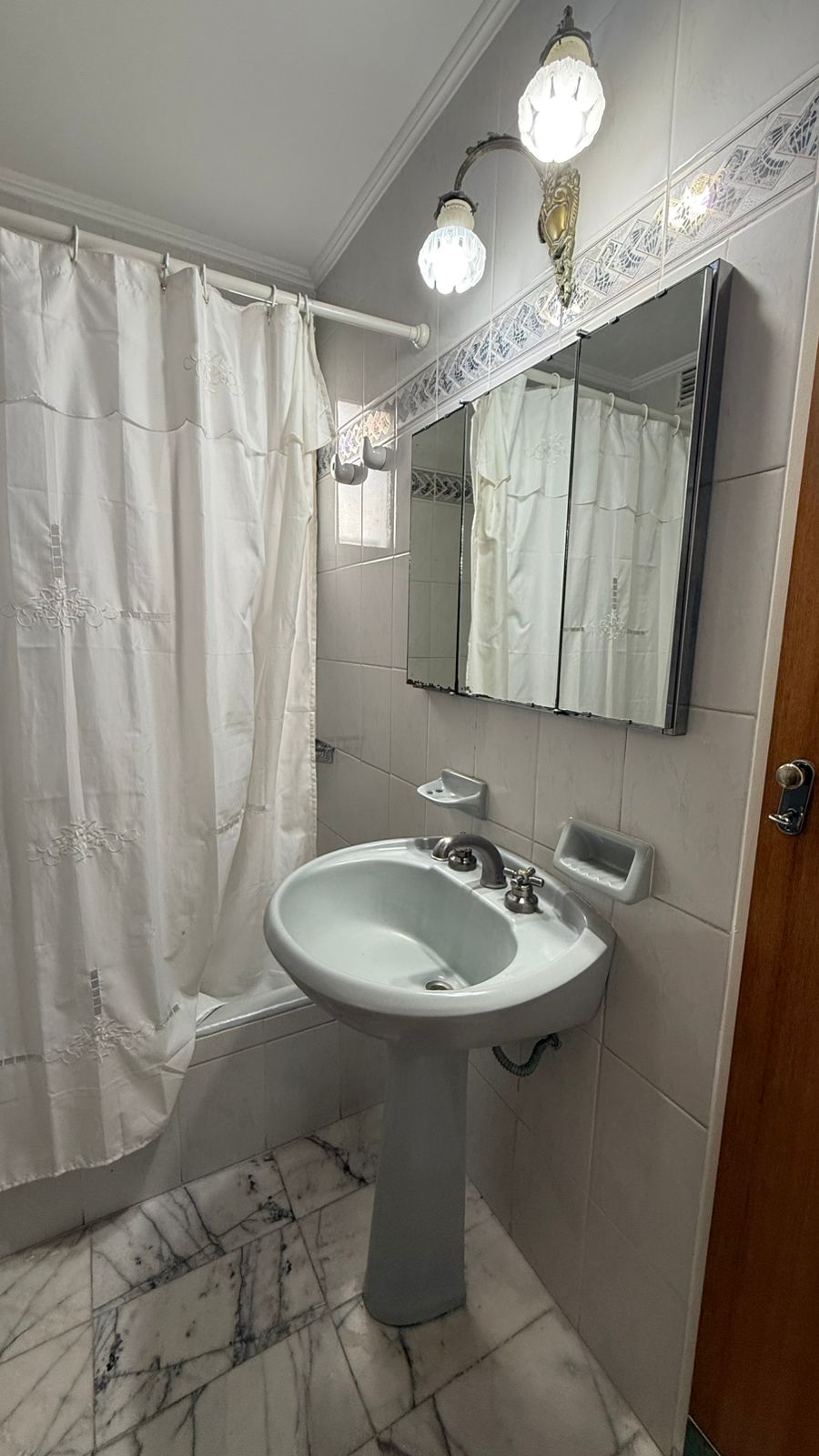 AMEGHINO N° 27 PISO 2 – CON COCHERA, SOLO USO VIVIENDA — foto 18