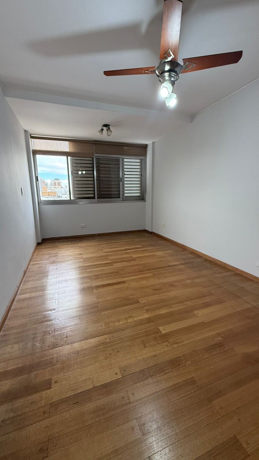 AMEGHINO N° 27 PISO 2 – CON COCHERA, SOLO USO VIVIENDA — foto 37