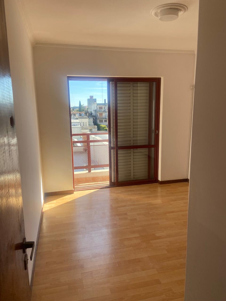 NACION N° 231 PISO 2 – SIN COCHERA, SOLO USO VIVIENDA — foto 4