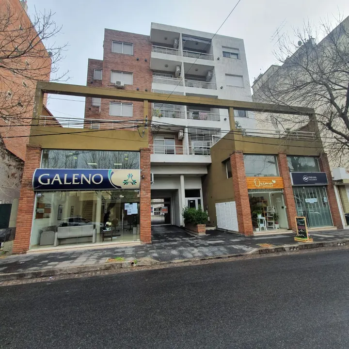 MITRE 481 PISO 1 D, entre Savio y Echeverría