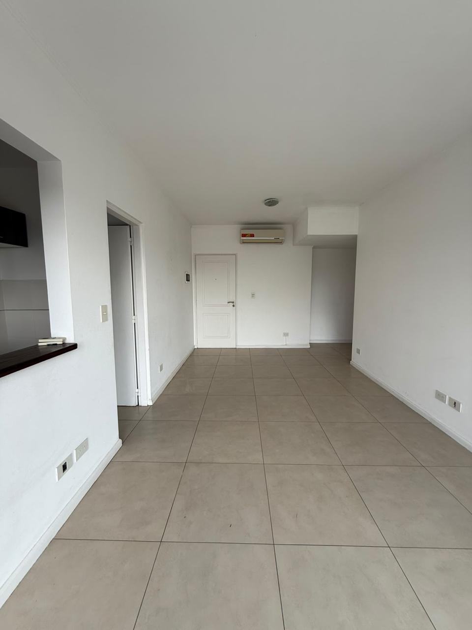 Leon Guruciaga N° 57 Piso 4 Depto B — foto 2