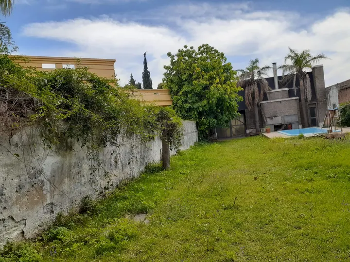 25 DE MAYO N° 287 - TERRENO, CASI ESQUINA FALCON — foto 3